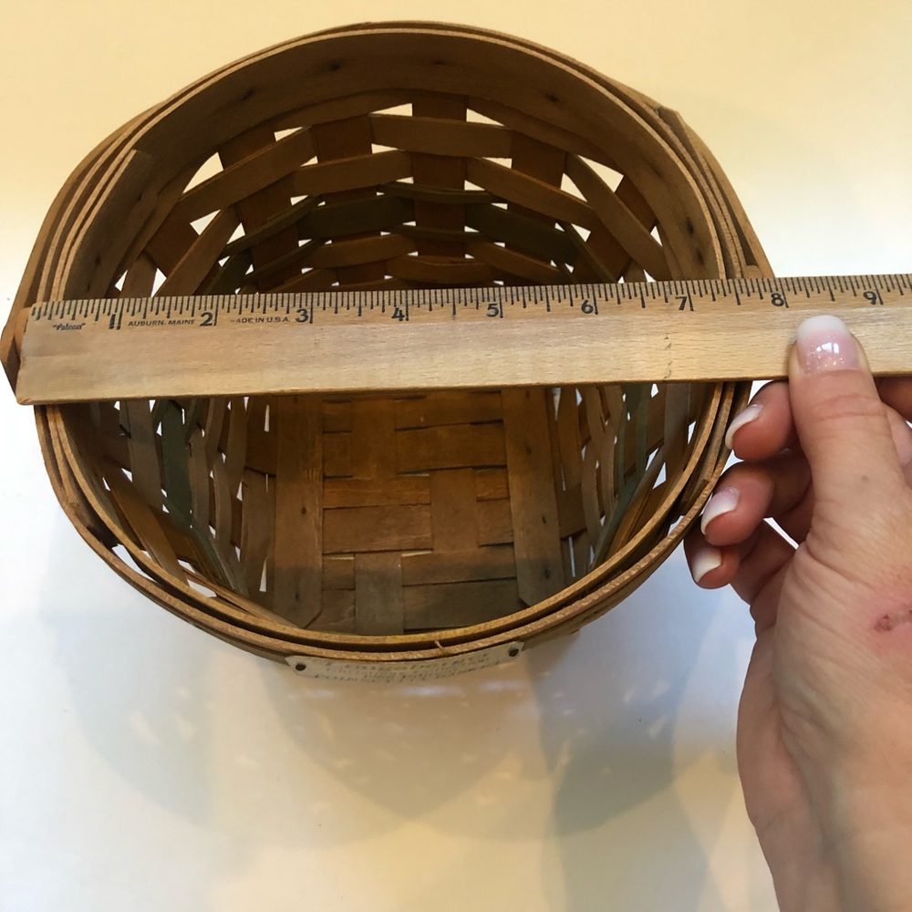 Longaberger Christmas collection poinsettia basket - Picture 3 of 8